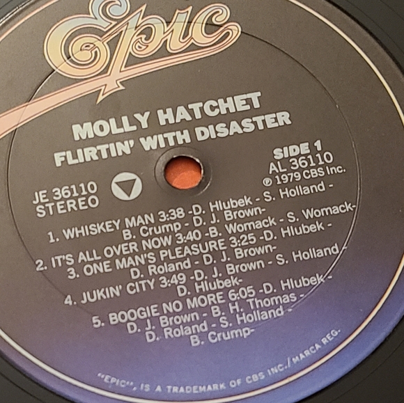 Molly Hatchet Flirtin With Disater vintage vinyl record pristine condition - Picture 5 of 9